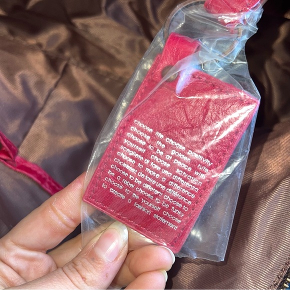 Matt & Nat - Crinkle Vegan Leather Shoulder Bag Raspberry Red - OS - Picture 14 of 16